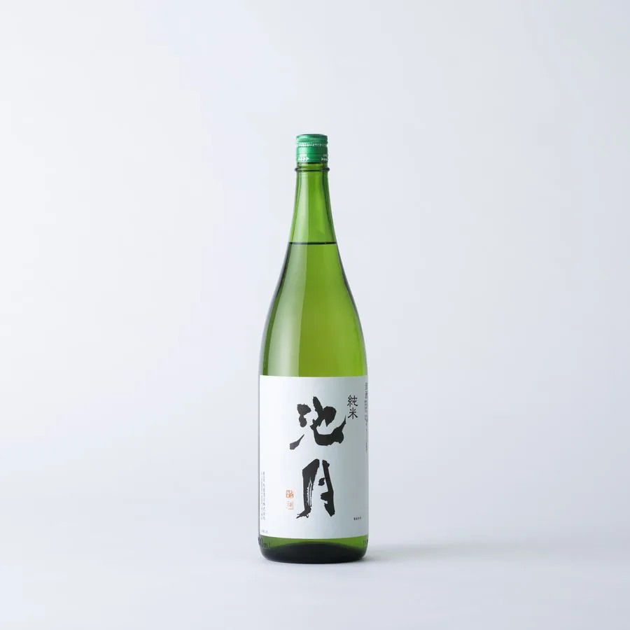 池月 純米酒のボトル